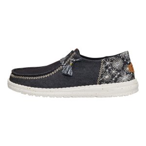 Wendy Funk Embroidered Floral ÿ Black