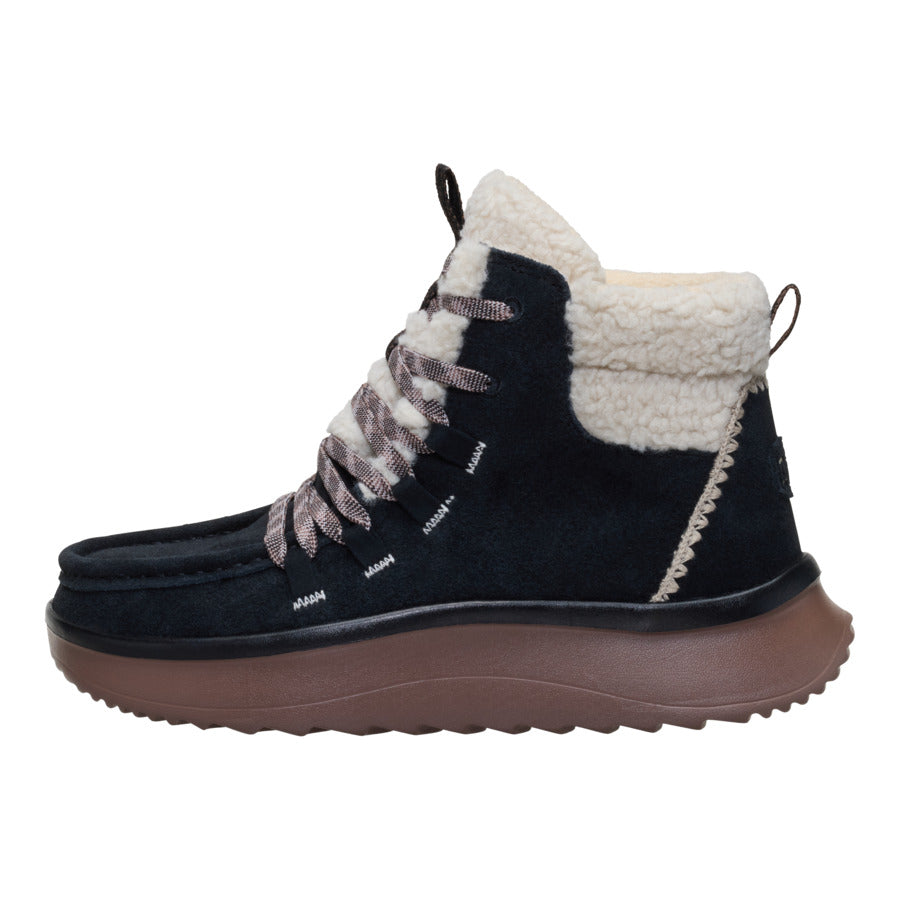 Wendy Peak Apres Suede Cozy Stitch ÿ Black/Tan