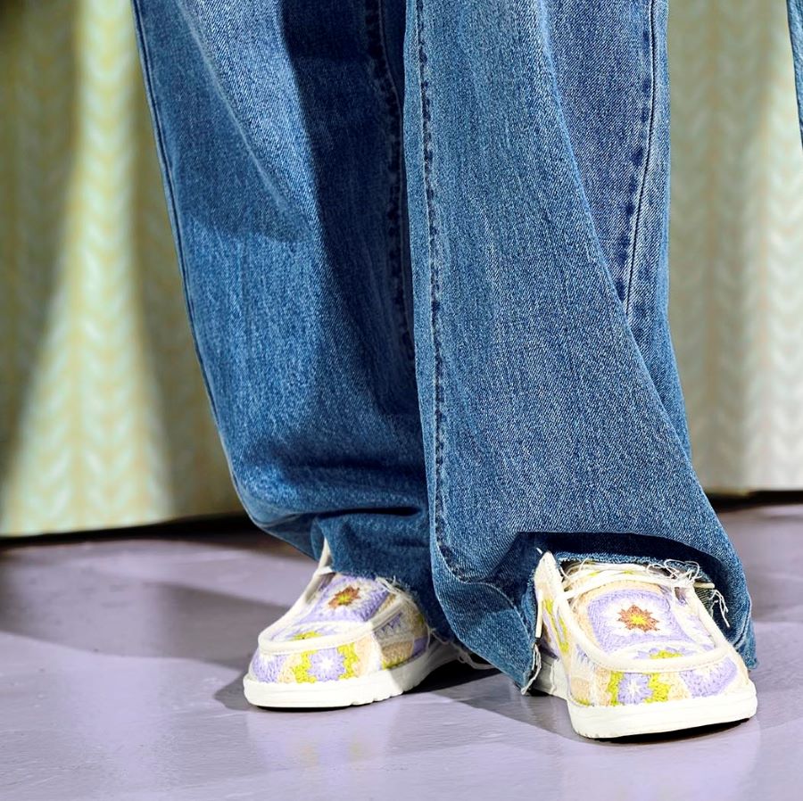 Wendy Cottage Crochet ÿ Egret/Lavender/Multi - Image 2